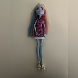 Abby Abdominal monster high